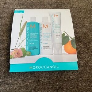 Moroccanoil Scalp Care Sample Set with Blue and White Packaging